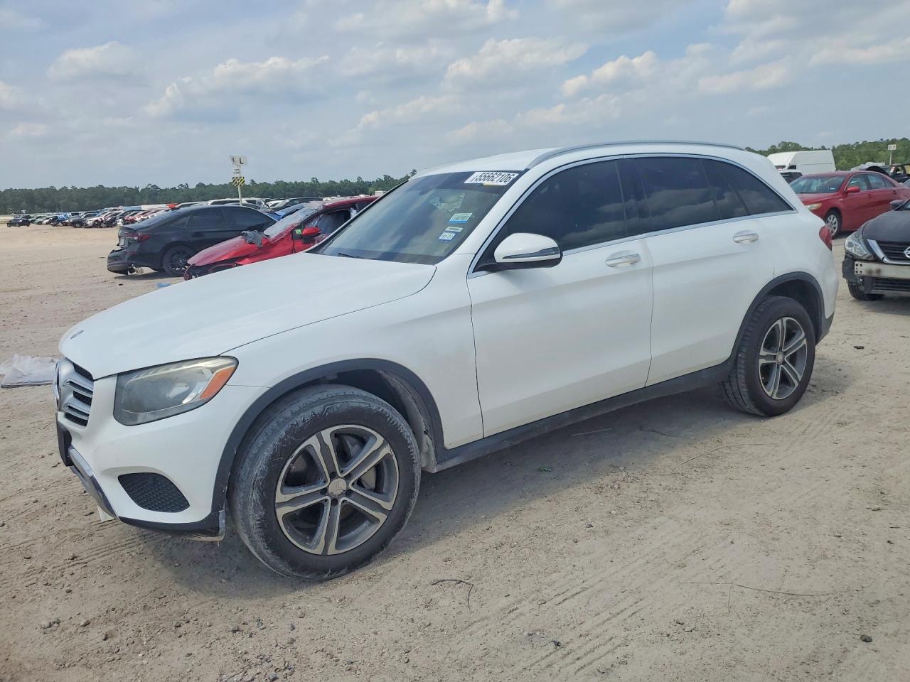 2016 MERCEDES-BENZ GLC GLC300