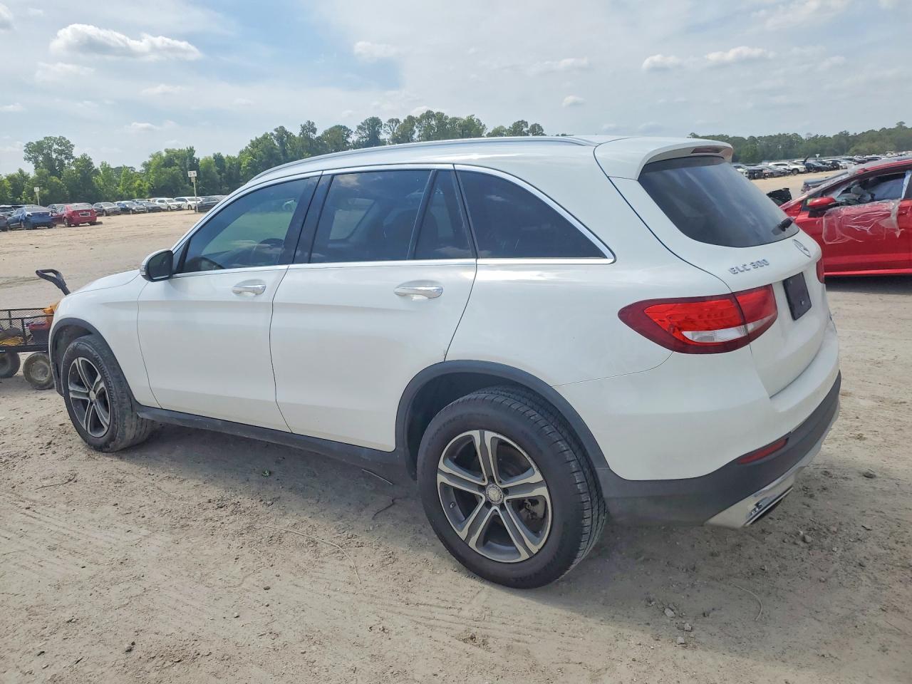 2016 MERCEDES-BENZ GLC GLC300