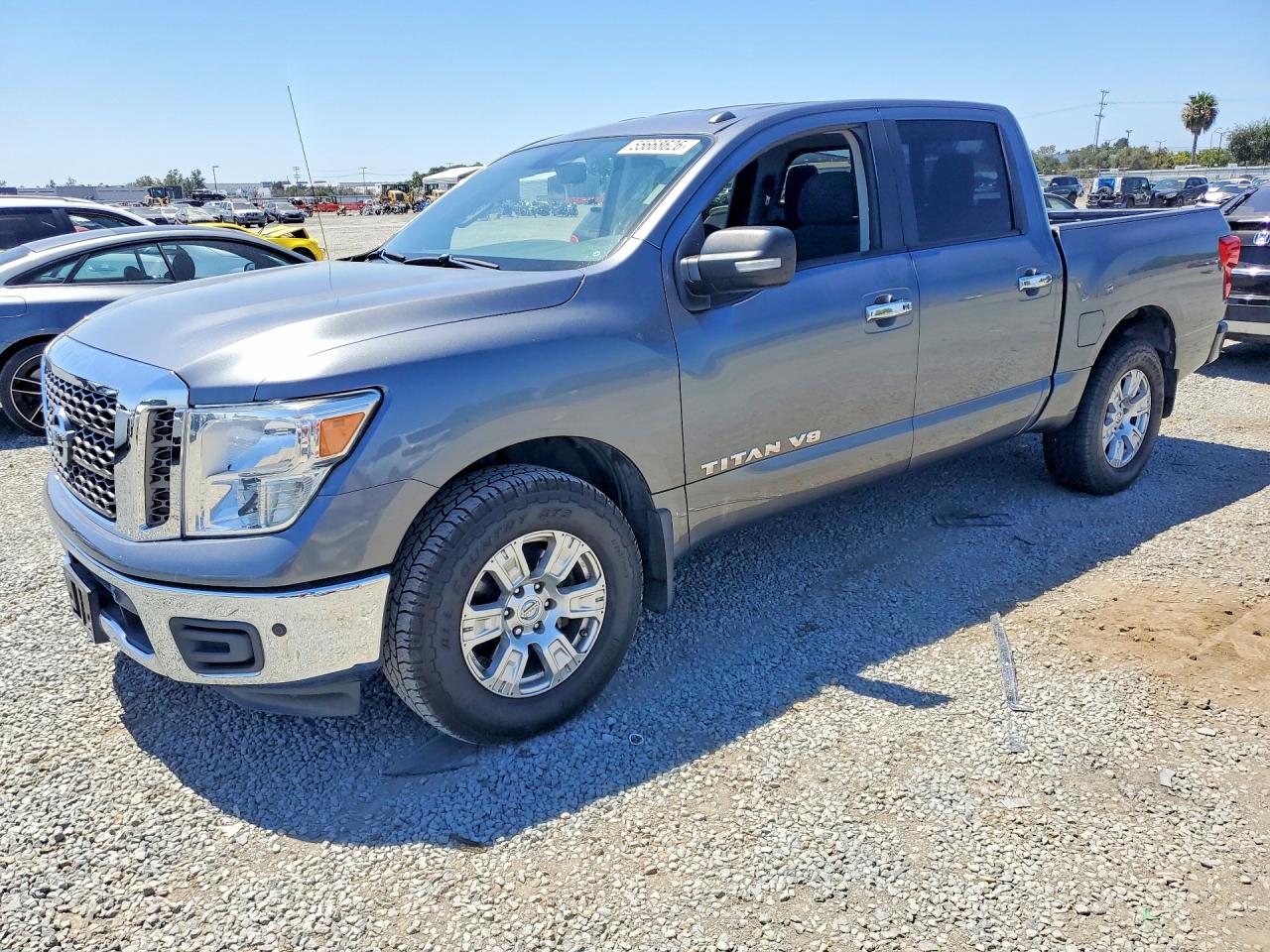 2018 NISSAN TITAN — Front 3/4