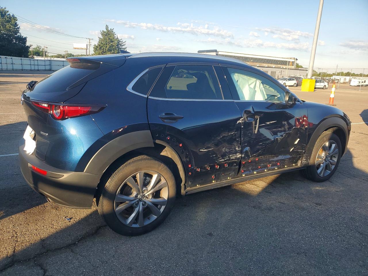2024 MAZDA CX-30 Premium Package
