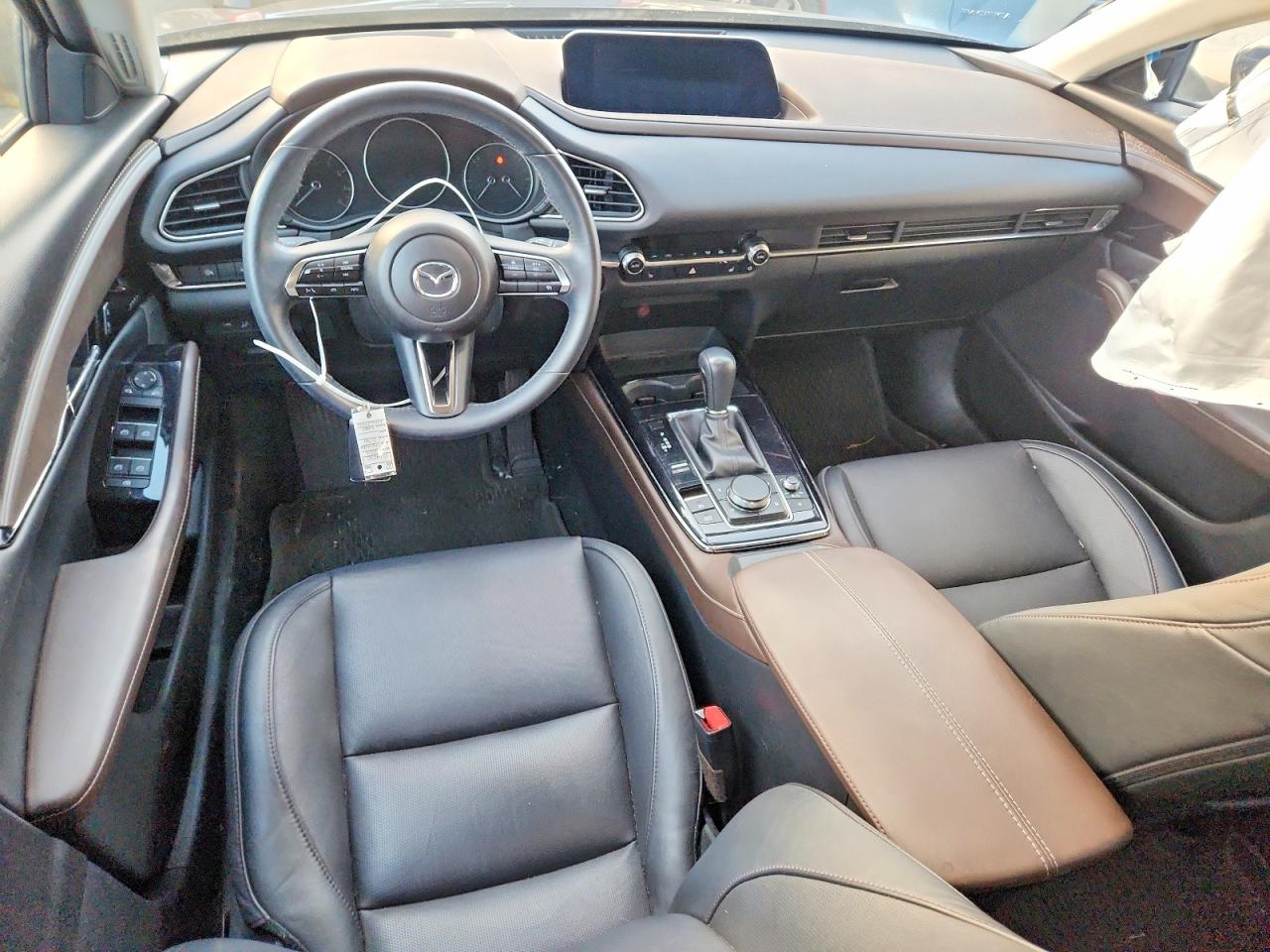 2024 MAZDA CX-30 Premium Package