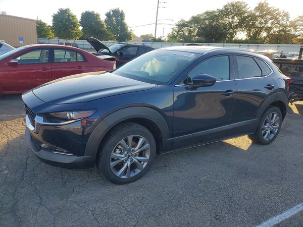 2024 MAZDA CX-30 Premium Package