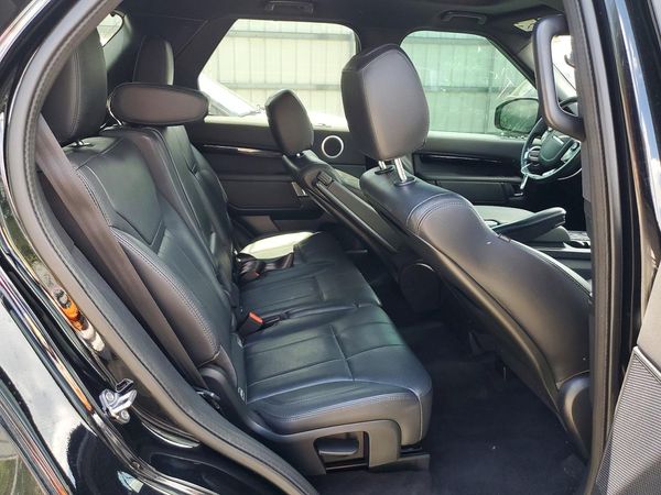 2020 LAND ROVER DISCOVERY SE