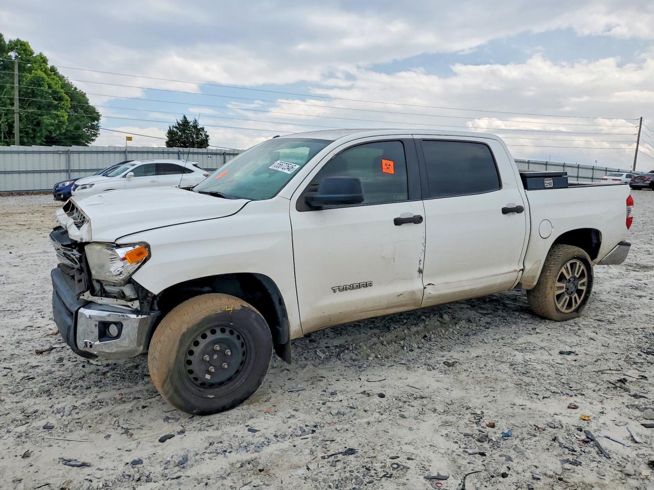 2016 TOYOTA TUNDRA SR5