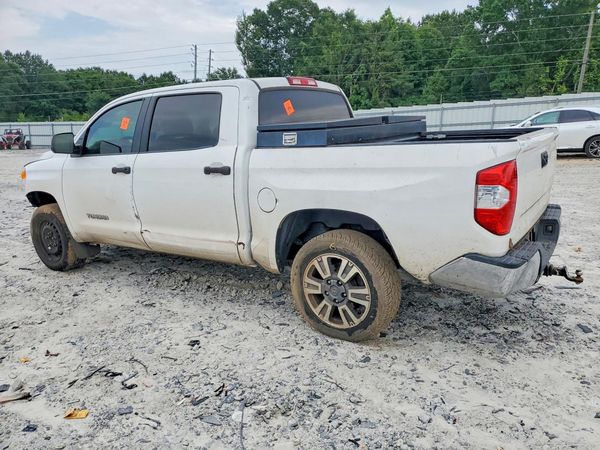 2016 TOYOTA TUNDRA SR5