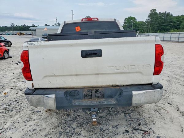 2016 TOYOTA TUNDRA SR5