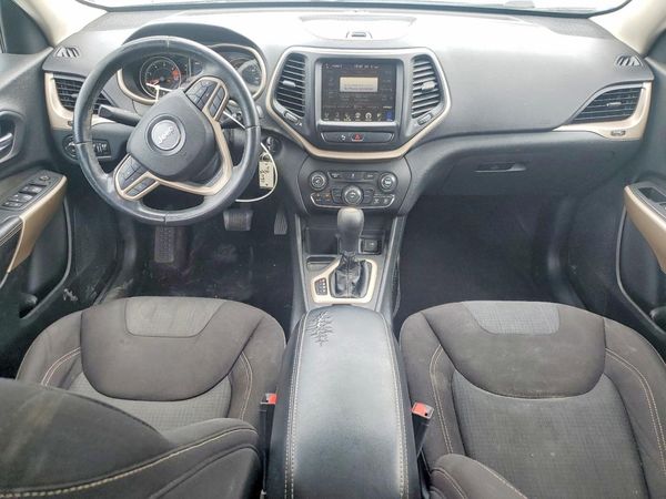 2017 JEEP CHEROKEE LATITUDE FWD