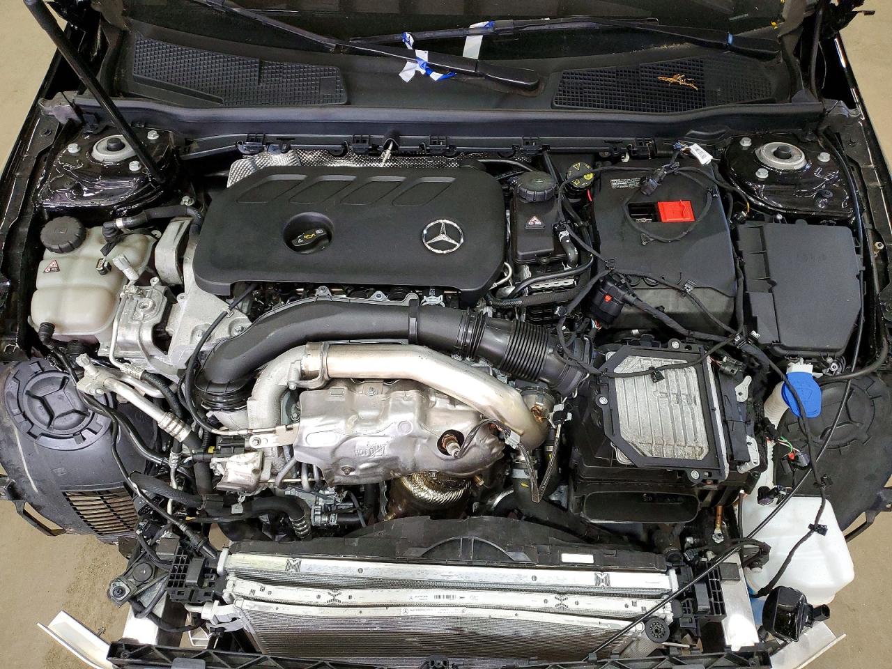 2024 MERCEDES-BENZ CLA