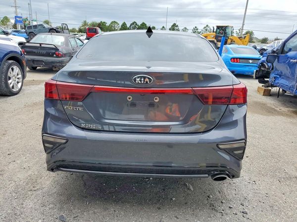 2021 KIA FORTE FE, LXS