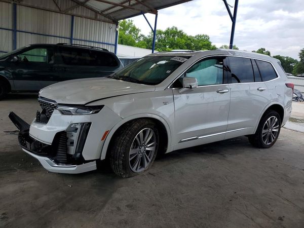 2020 CADILLAC XT6 Premium Luxury — Front 3/4