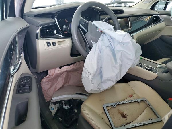 2020 CADILLAC XT6 Premium Luxury — CKPT