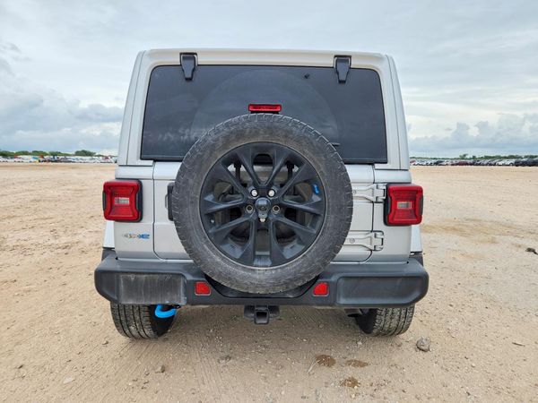 2022 JEEP WRANGLER UNLIMITED SAHARA 4XE