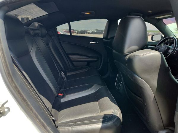 2019 DODGE CHARGER SXT