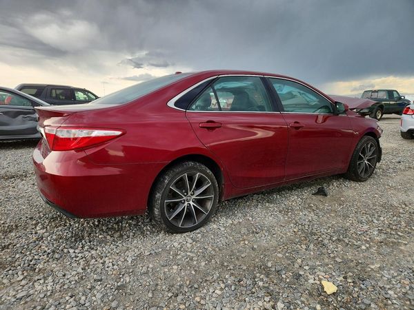 2015 TOYOTA CAMRY