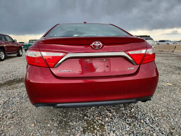 2015 TOYOTA CAMRY
