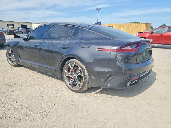 2021 KIA STINGER