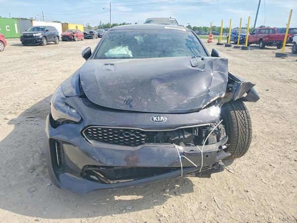 2021 KIA STINGER