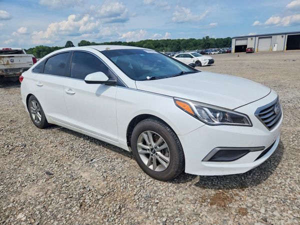 2017 HYUNDAI ELANTRA SE, Eco