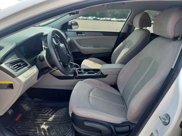 2017 HYUNDAI ELANTRA SE, Eco