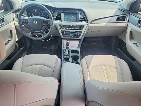 2017 HYUNDAI ELANTRA SE, Eco
