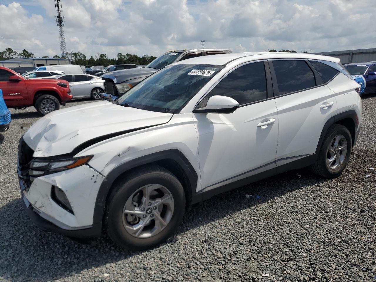 2024 HYUNDAI TUCSON SE