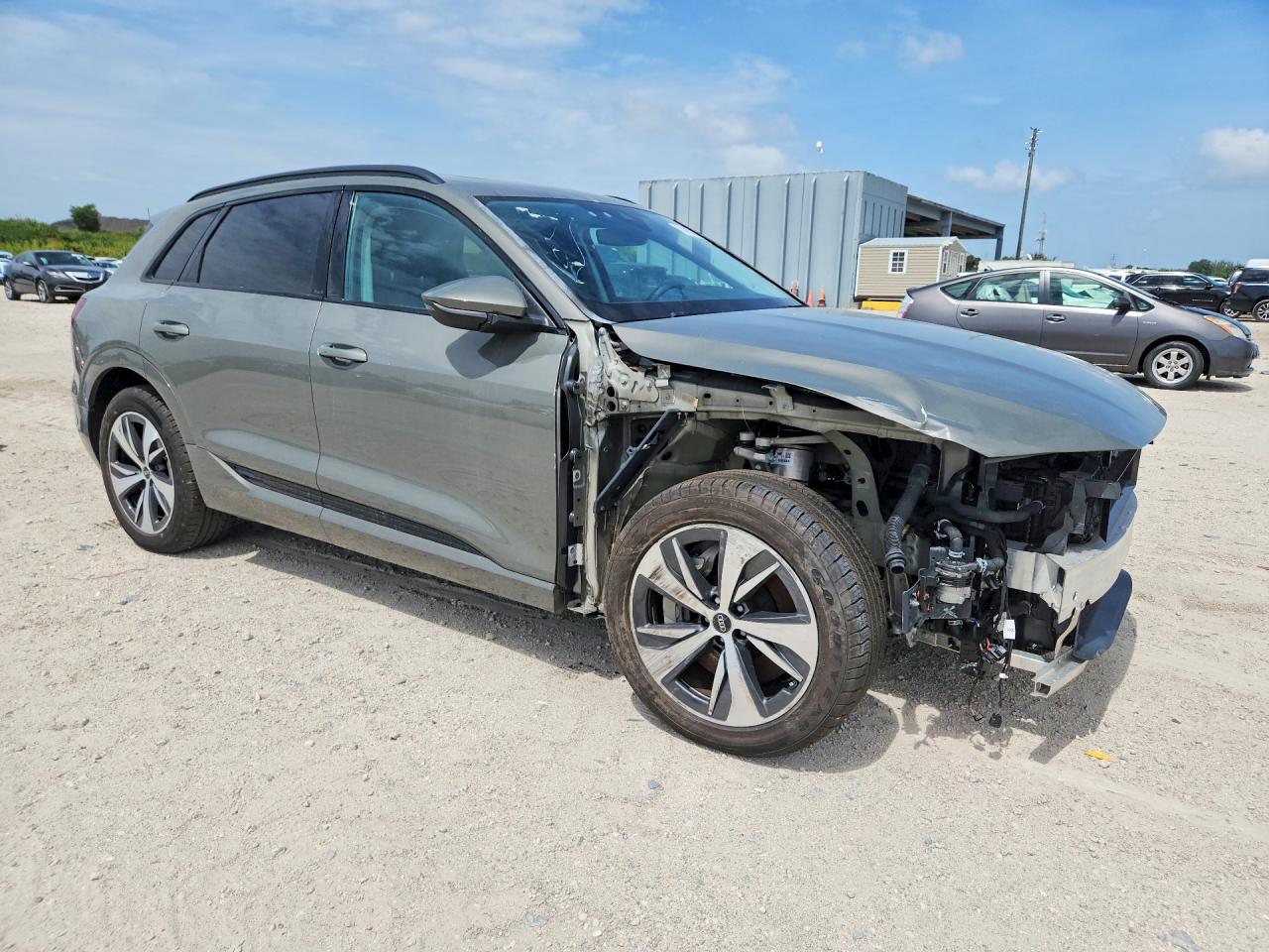 2024 AUDI Q8 E-TRON