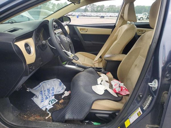 2017 TOYOTA COROLLA