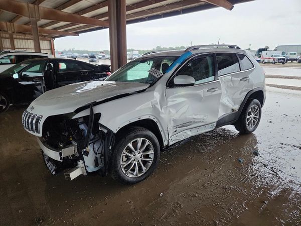 2021 JEEP CHEROKEE LATITUDE PLUS 4X4