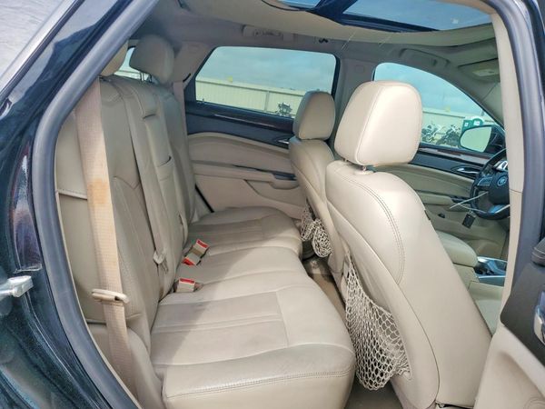 2012 CADILLAC SRX Luxury