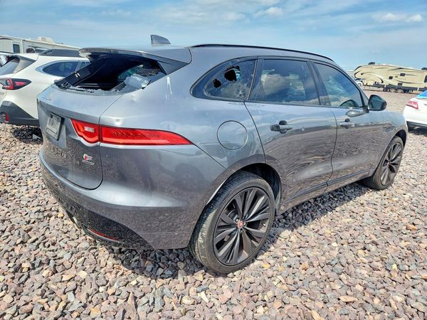 2018 JAGUAR F-PACE S