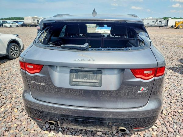2018 JAGUAR F-PACE S