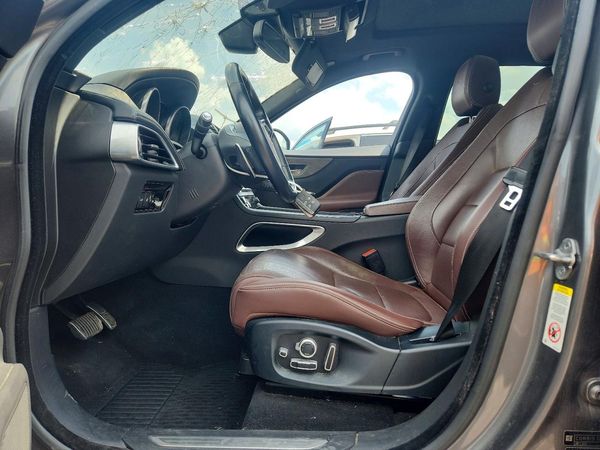 2018 JAGUAR F-PACE S