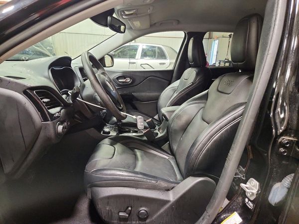 2023 JEEP CHEROKEE ALTITUDE LUX 4X4