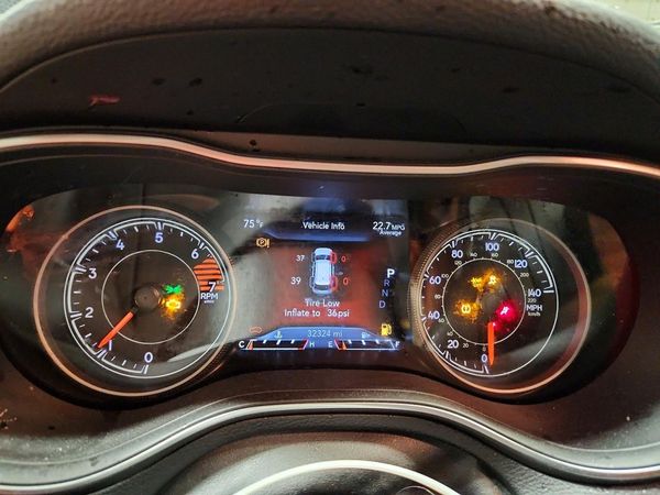 2023 JEEP CHEROKEE ALTITUDE LUX 4X4