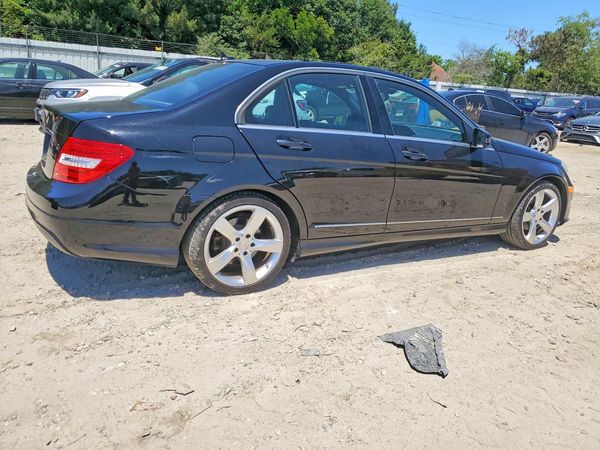 2014 MERCEDES-BENZ C C250