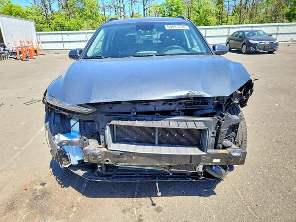 2018 HYUNDAI KONA SEL with Tech Pkg