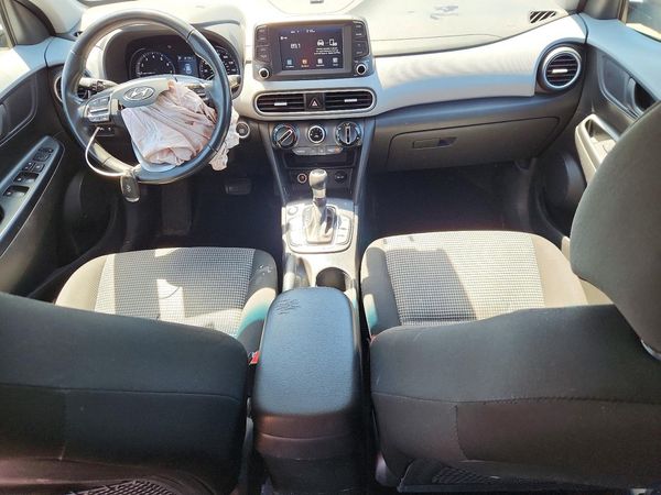 2018 HYUNDAI KONA SEL with Tech Pkg