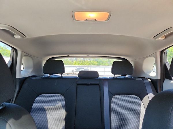 2018 HYUNDAI KONA SEL with Tech Pkg