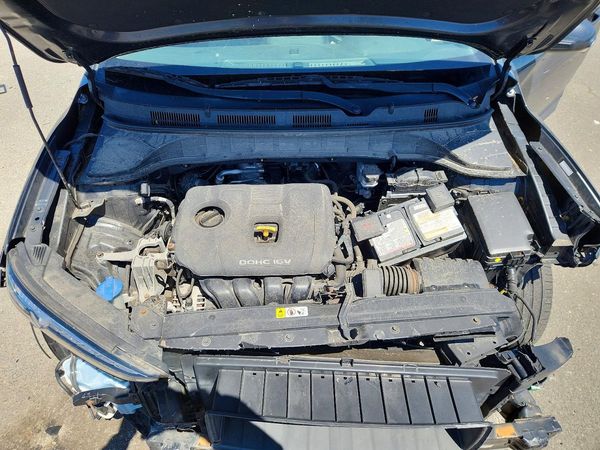 2018 HYUNDAI KONA SEL with Tech Pkg