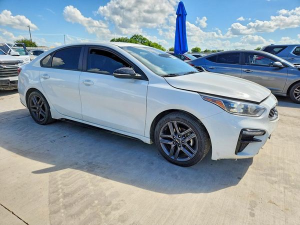 2020 KIA FORTE GT Line