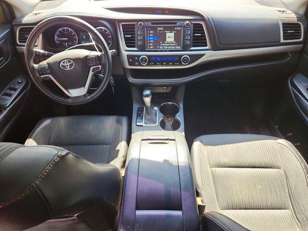 2016 TOYOTA HIGHLANDER Base/Hybrid