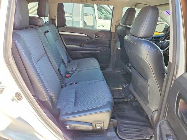 2016 TOYOTA HIGHLANDER Base/Hybrid