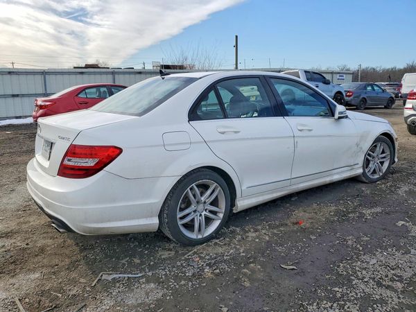 2014 MERCEDES-BENZ C C300 4 MATIC