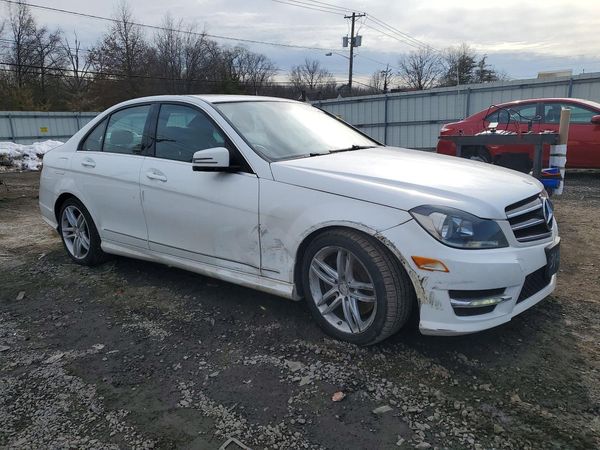 2014 MERCEDES-BENZ C C300 4 MATIC