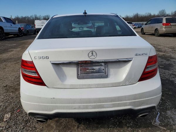 2014 MERCEDES-BENZ C C300 4 MATIC