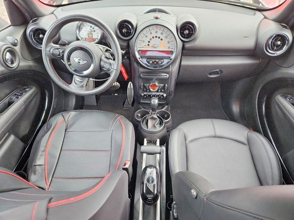 2014 MINI COOPER