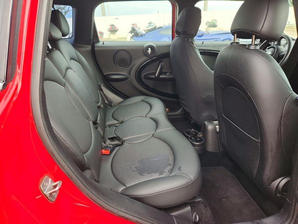 2014 MINI COOPER