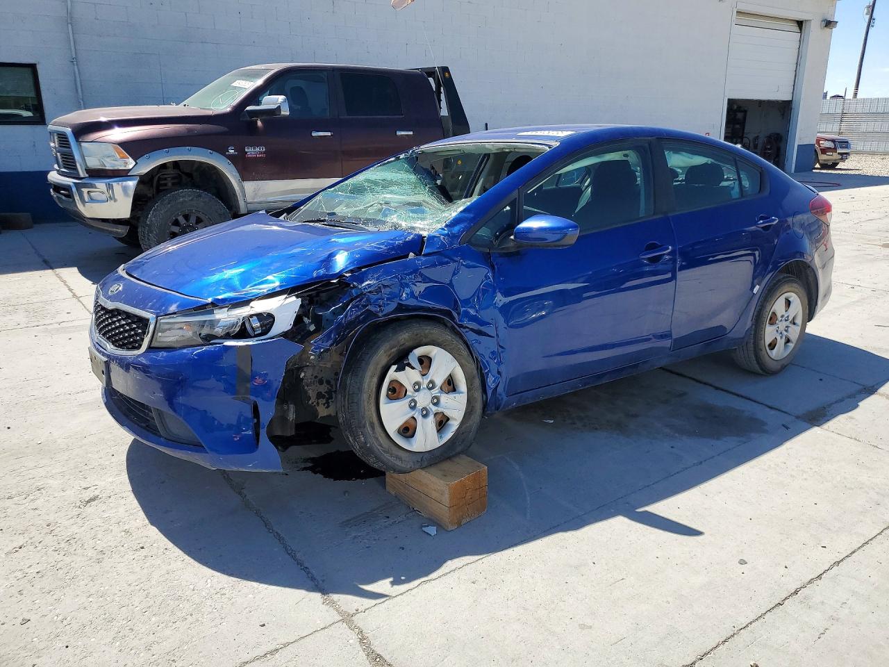 2018 KIA FORTE LX Base