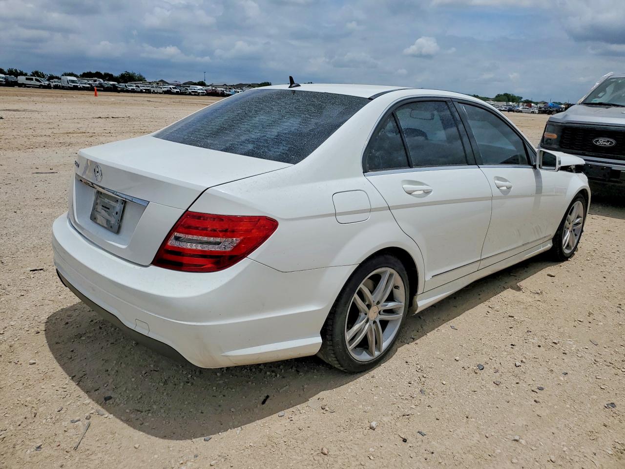 2014 MERCEDES-BENZ C C250