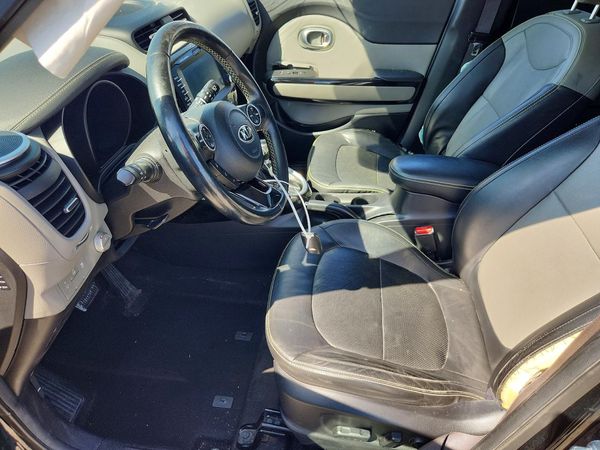 2016 KIA SOUL Exclaim